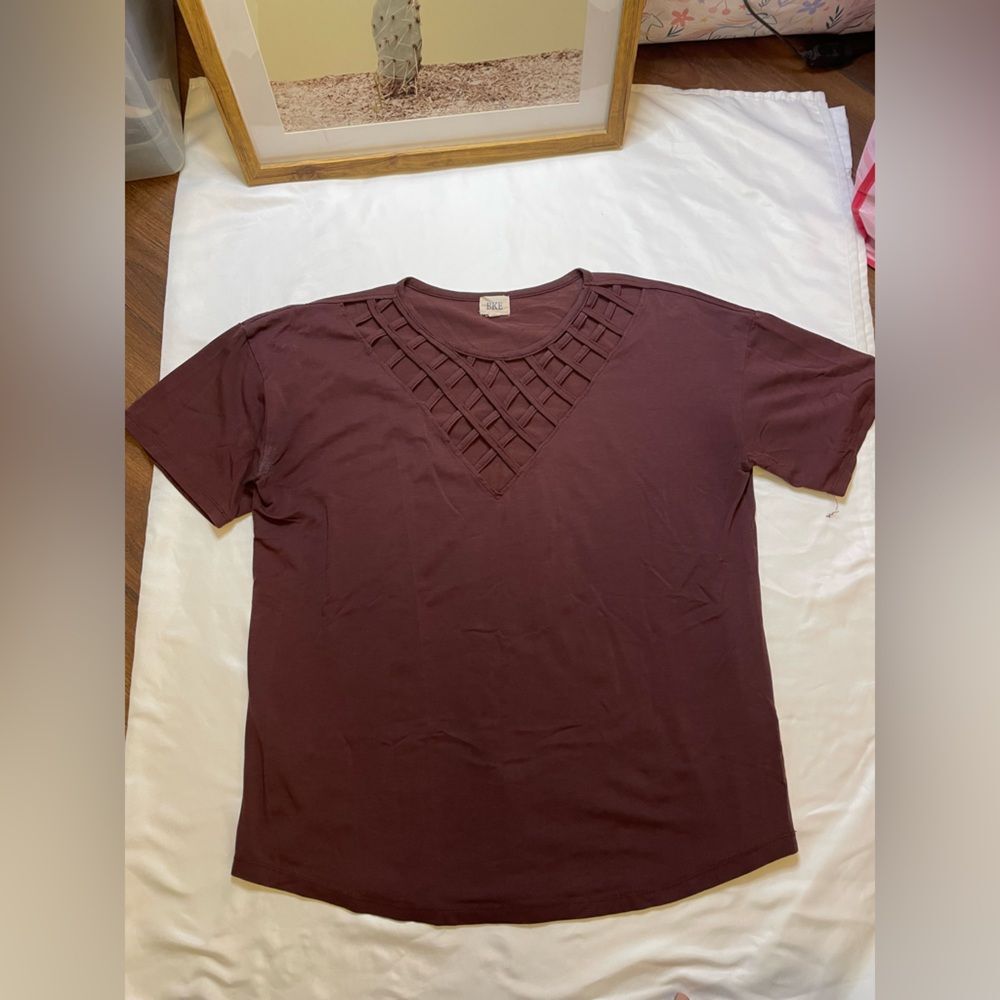 BKE size medium burgundy top